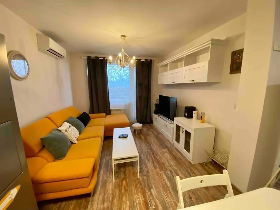 Stylish Magenta Apartment - Terrace & Free Parking Sofia 0*,